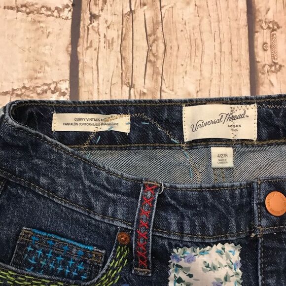 OOAK Universal Thread Womens Upcycled “Free Spirit” Cut Off Denim Shorts Sz 4/27 - Picture 10 of 16
